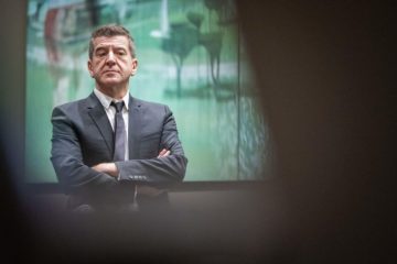 #Perfil: Pigasse, el banquero franc&eacute;s que ayudar&aacute; a Venezuela &laquo;a recuperar su soberan&iacute;a econ&oacute;mica&raquo;