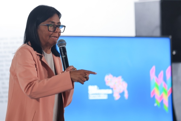 Delcy Rodr&iacute;guez viajar&aacute; en las pr&oacute;ximas horas para defender los derechos de Venezuela sobre El Esequibo
