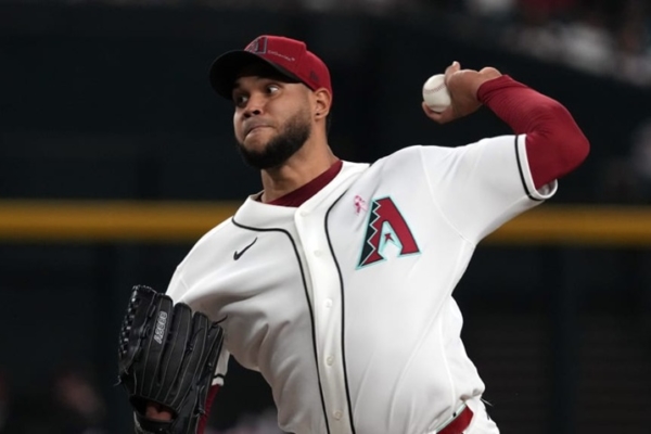 Eduardo Rodr&iacute;guez muestra su mejor versi&oacute;n con los Dbacks