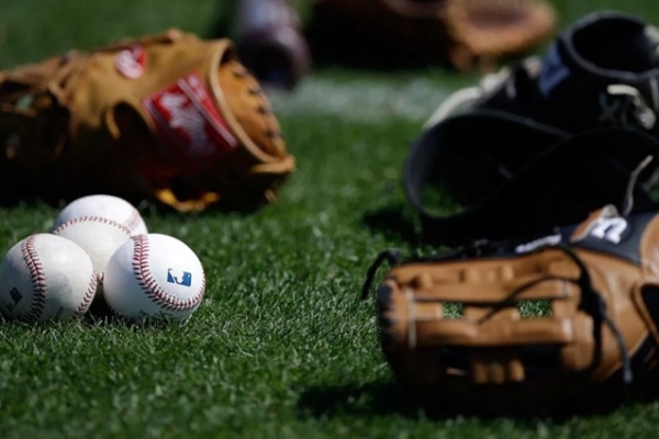 MLB realiz&oacute; primera propuesta de tope salarial para nuevo convenio colectivo