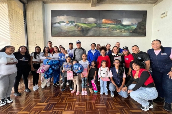 Regresan a Venezuela 6 menores de edad y un adulto en un &laquo;vuelo especial&raquo; desde EEUU