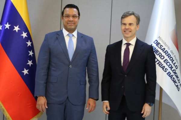 John Barrett solicit&oacute; a autoridades de Venezuela &laquo;previsibilidad y seguridad&raquo; para inversionistas extranjeros
