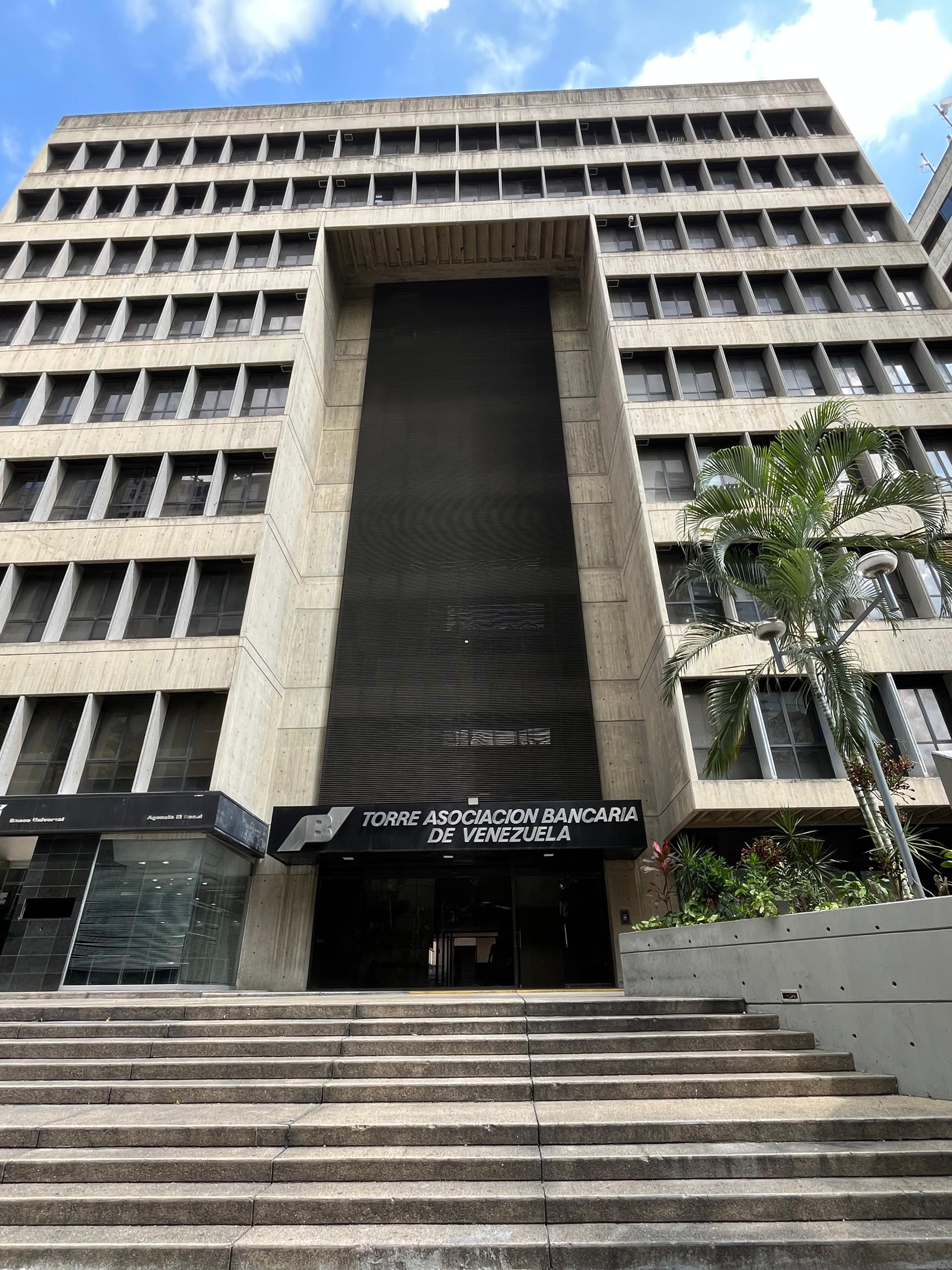 ABV promueve divulgaci&oacute;n de informe de evaluaci&oacute;n de riesgos financieros de la ONCDOFT