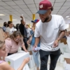 Unidos por Venezuela: Jackson Chourio y William Contreras recibieron en Milwaukee donaciones para damnificados