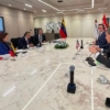 John Barrett: Avanzan reuniones para impulsar inversiones energ&eacute;ticas estadounidenses en Venezuela