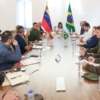 El ministro de Defensa de Brasil visita Venezuela para evaluar posibilidades en reconstrucci&oacute;n de viviendas tras los terremotos