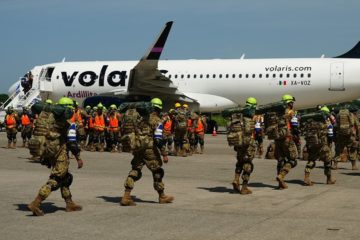 Diecis&eacute;is pa&iacute;ses ya han enviado equipos de rescate para asistir en Venezuela, seg&uacute;n la ONU