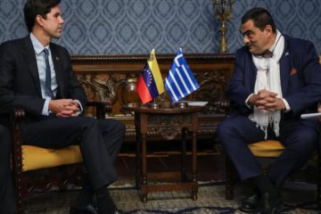 Venezuela y Grecia planean una visita a Caracas de empresarios interesados en energ&iacute;a