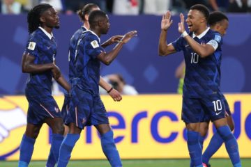 Francia consigue su pase a la siguiente ronda y Kylian Mbapp&eacute; disput&oacute; su partido n&uacute;mero 100 con la selecci&oacute;n francesa
