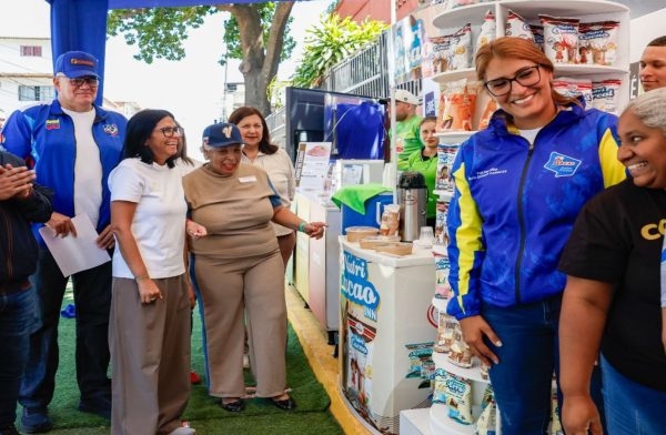 Consumo de alimentos aument&oacute; 9,4% en mayo liderado por las prote&iacute;nas, inform&oacute; Presidenta (e)
