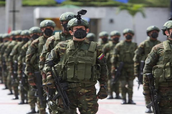 Militares despliegan operativo en zonas mineras del estado Bol&iacute;var