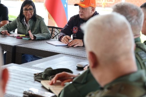&laquo;Hemos solicitado ayuda internacional&raquo;: Delcy Rodr&iacute;guez coordina acciones inmediatas de atenci&oacute;n en La Guaira