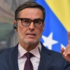 Delcy Rodr&iacute;guez fusiona ministerios de Relaciones Exteriores y Comercio Exterior y pone al frente a F&eacute;lix Plasencia
