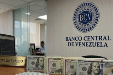 Bs.746,63 este #31Jul: D&oacute;lar oficial subi&oacute; casi 20% en julio y 150,43% en los &uacute;ltimos siete meses