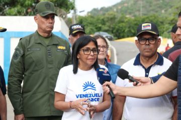 Delcy Rodr&iacute;guez: Se recuper&oacute; en un 96% el servicio el&eacute;ctrico en La Guaira