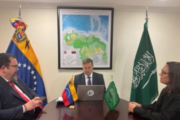 Venezuela y Arabia Saudita eval&uacute;an ampliar intercambios comerciales en petr&oacute;leo y miner&iacute;a