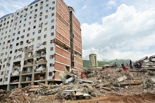 #Balance: Cifra de fallecidos por terremotos subi&oacute; a 4.490 al cierre de este #12Jul