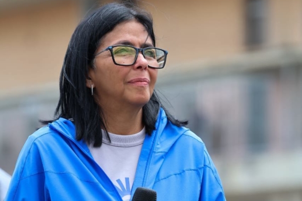 Delcy Rodríguez pide ayuda a Japón, Perú y Chile para que envíen especialistas en infraestructuras