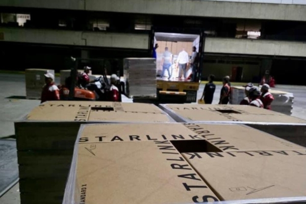 Starlink ha repartido m&aacute;s de 1.600 kits de conectividad en Venezuela, dice Estados Unidos