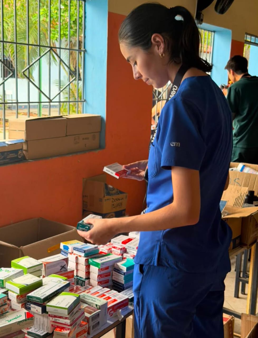 Calox International consolida su compromiso social con el programa &laquo;Dosis de Esperanza&raquo;