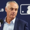 Comisionado de la MLB conf&iacute;a que habr&aacute; temporada en 2027 pese a negociaciones