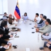 Delcy Rodr&iacute;guez coordina planes de reconstrucci&oacute;n urbana con representantes de Miyamoto International y TFI Solutions