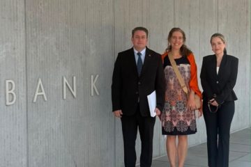 Alcalde venezolano busca apoyo del Banco Mundial para la recuperaci&oacute;n tras los sismos