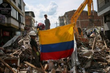 De la Espriella pide a EEUU suspensi&oacute;n temporal de aranceles ante emergencia por terremoto