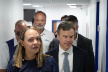 EE.UU. invierte US$200 mil en renovaci&oacute;n de centros sanitarios venezolanos