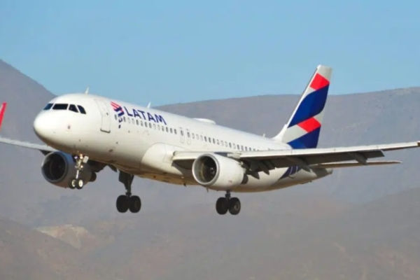 Tendr&aacute; 3 vuelos a la semana: LATAM Airlines Colombia reanudar&aacute; este #4Sep la ruta a&eacute;rea entre Bogot&aacute; y Caracas
