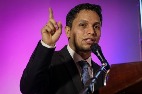 #Perfil Lenin Gonz&aacute;lez Paz: Inteligencia artificial que lee el cerebro