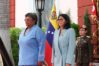 Delcy Rodr&iacute;guez recibe a la primera ministra de Barbados para revisar la cooperaci&oacute;n y el alcance de acuerdos
