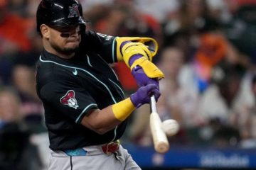 Gabriel Moreno hace historia con su primer t&iacute;tulo de bateo en MLB