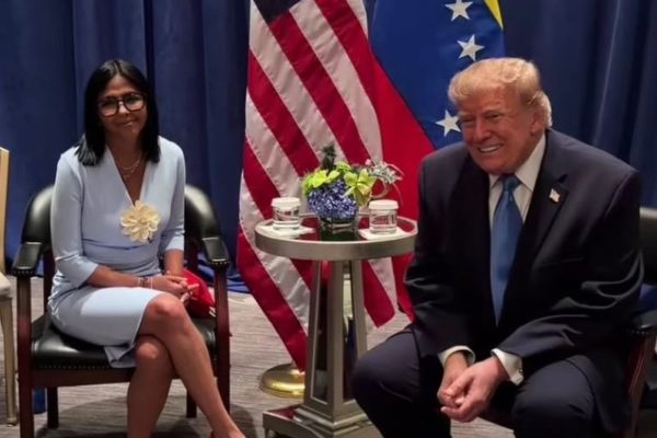 Donald Trump y Delcy Rodr&iacute;guez se reunieron a puerta cerrada en un in&eacute;dito acercamiento
