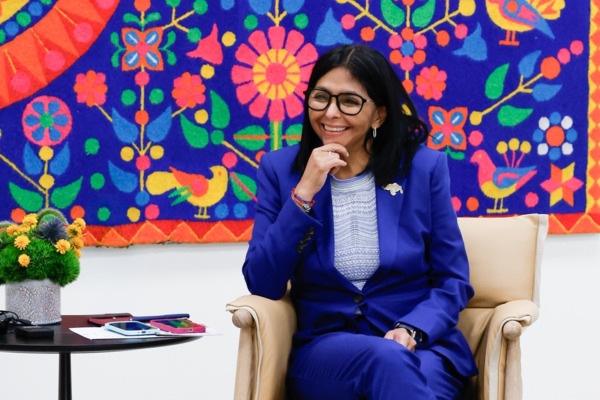 Delcy Rodr&iacute;guez desde Nueva York: Venezuela &laquo;sigue abriendo caminos de di&aacute;logo y cooperaci&oacute;n&raquo;