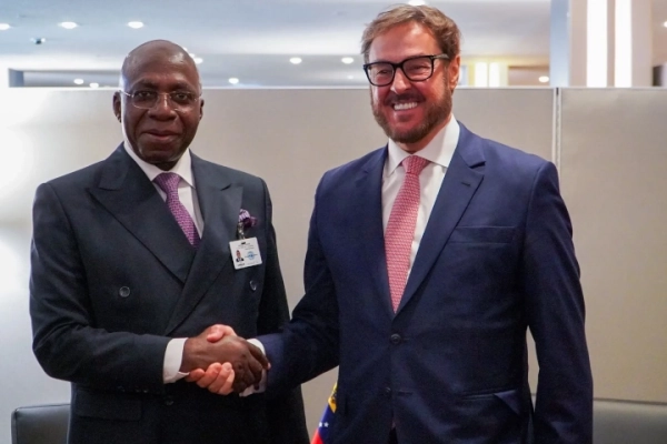 Venezuela y Angola eval&uacute;an alianza estrat&eacute;gica con foco en cooperaci&oacute;n energ&eacute;tica y minera