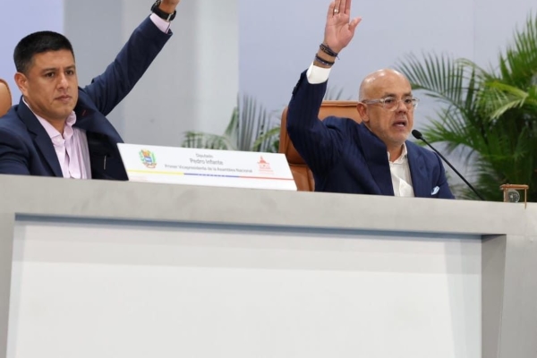 Asamblea Nacional respalda acuerdo petrolero con Estados Unidos