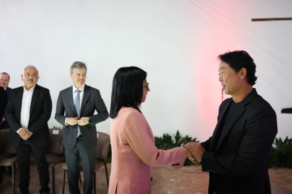 Venezuela y Miyamoto International firman acuerdo para remoci&oacute;n de 3.000.000 de toneladas de escombros
