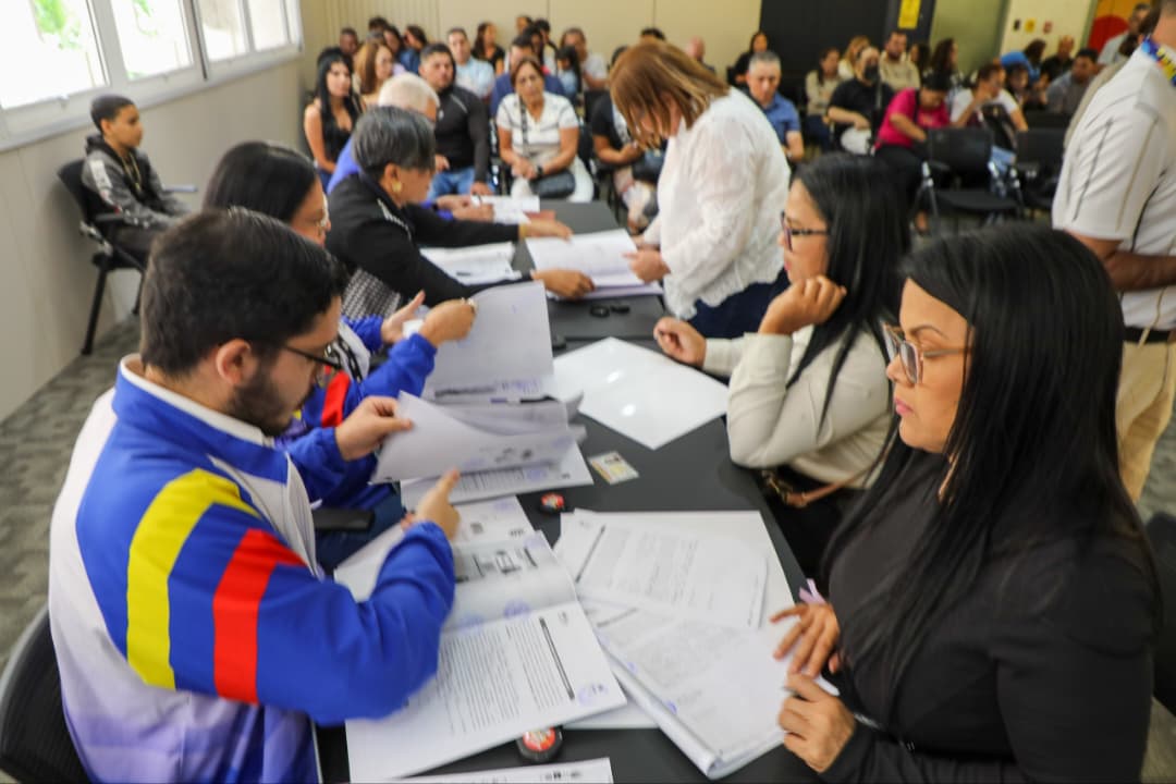 Nueva entrega del Plan Venezuela Renace a través del Banco del Tesoro de más de US$1.600.000 para viviendas
