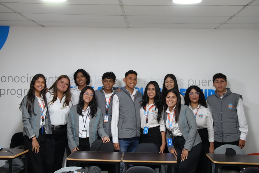 156 alumnos del Instituto Universitario JHS impulsarán el sector agroindustrial