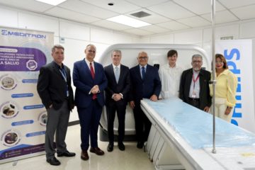 Subsecretario de Comercio de EEUU visit&oacute; el Hospital Vargas de Caracas para conocer los equipos m&eacute;dicos de Philips