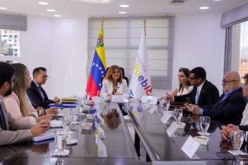 Venezuela y Acnur fortalecen su cooperaci&oacute;n para proteger a refugiados y retornados