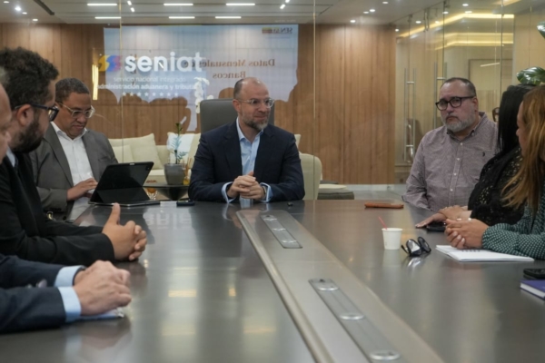 Alianza entre Seniat y Sudeban impulsar&aacute; intercambio de informaci&oacute;n para fortalecer la recaudaci&oacute;n tributaria