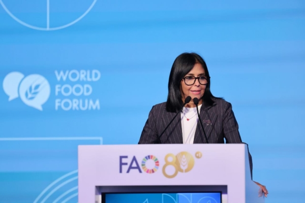 Delcy Rodr&iacute;guez anuncia una nueva ley para impulsar la producci&oacute;n alimentaria de Venezuela