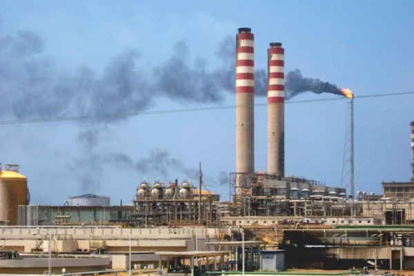 Pdvsa estima aumentar capacidad de refinaci&oacute;n a 600.000 barriles diarios en 2027